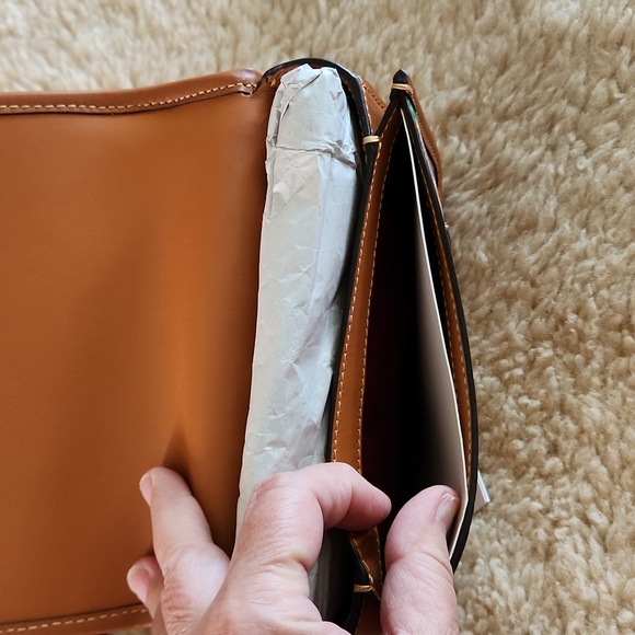 Gorgeous NWT Coach Rainbow Saddle Crossbody Bag with Guitar Strap ❤️🌈💜 - Picture 12 of 16